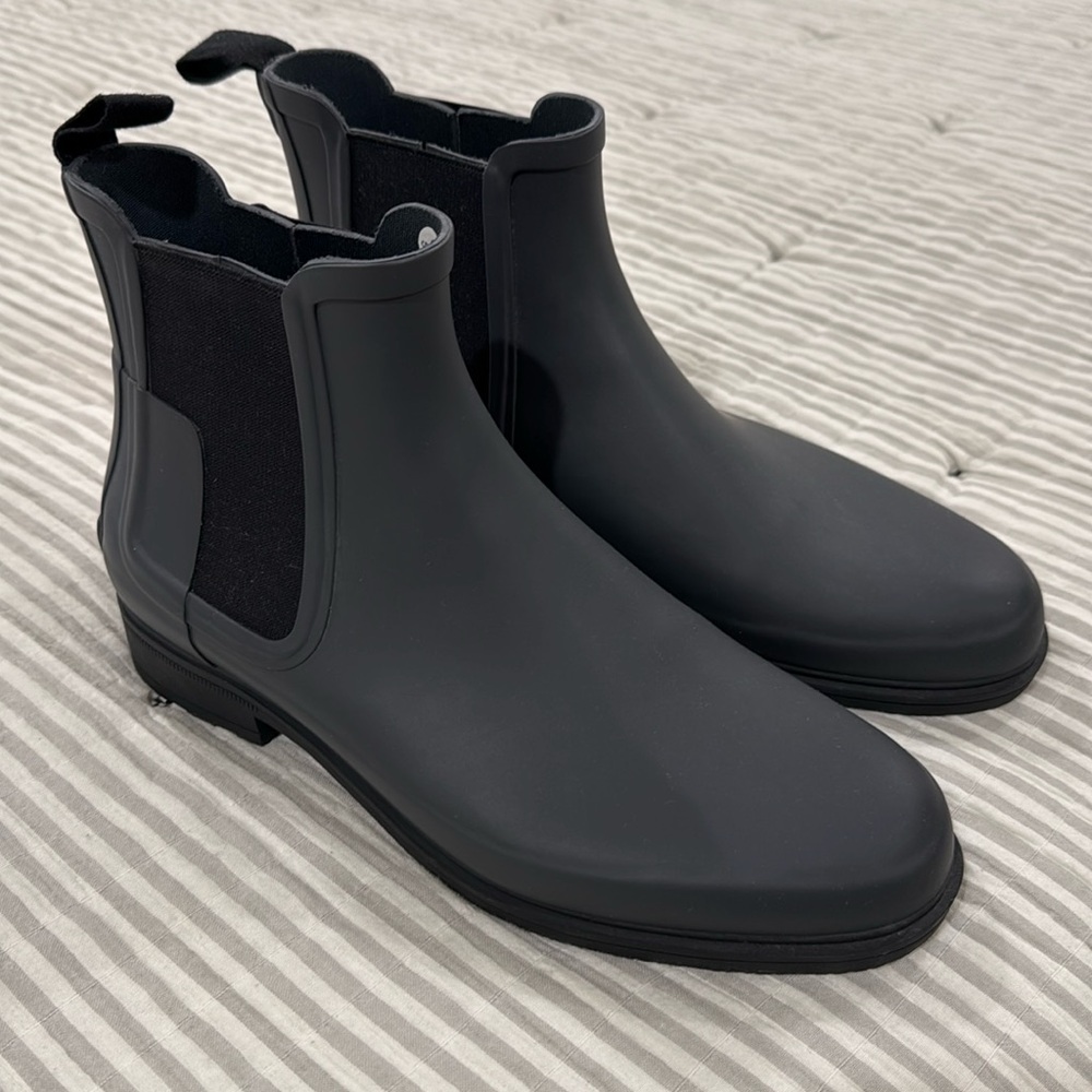 Size 10 Men's Hunter Refined Slim Fit Chelsea Boots